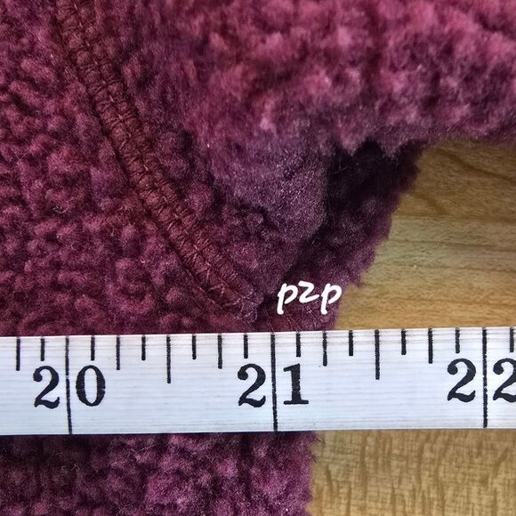 Bass Outdoors Burgundy Fleece Jacket with Pocket (JAC6) - Picture 4 of 8